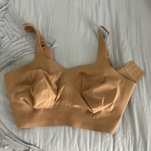 Evelyn Bobbie wireless bra